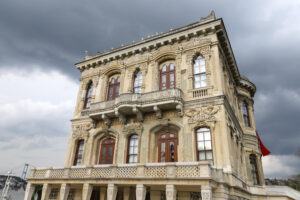 Tarihi Eser Restorasyonu · Hangar Group